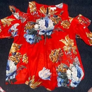 open shoulder flower blouse